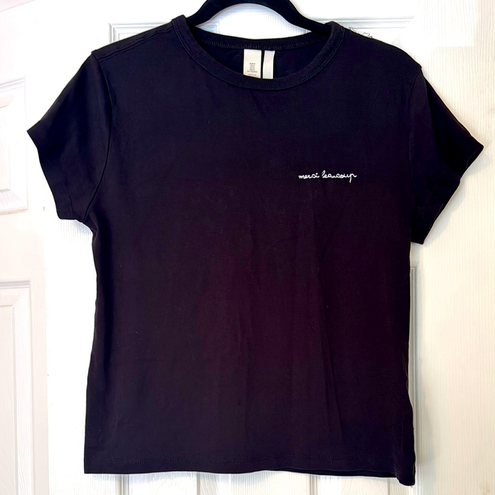 💖3/$15💖 H&M Merci Beacoup Shirt